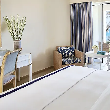 אתר נופש Grecotel La Riviera 5*