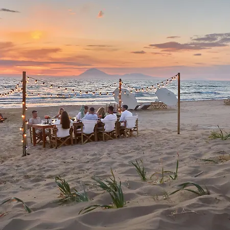Grecotel La Riviera אתר נופש לוטרה קיליניס