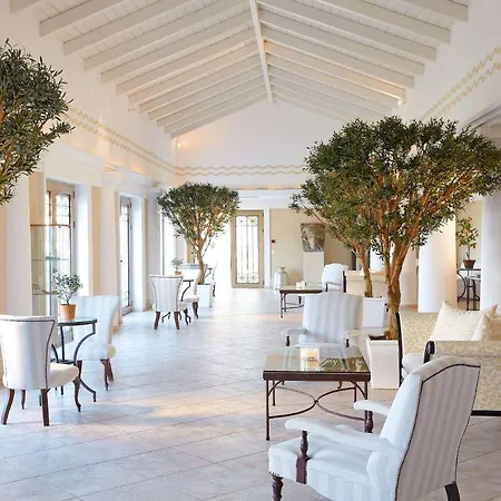 Grecotel La Riviera 度假村