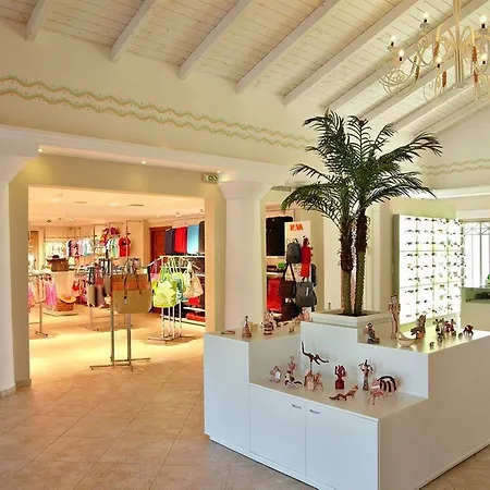 Grecotel La Riviera אתר נופש לוטרה קיליניס